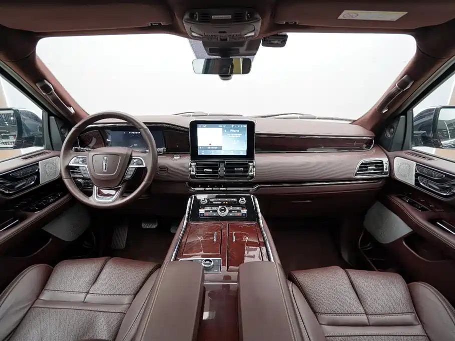 Lincoln Navigator