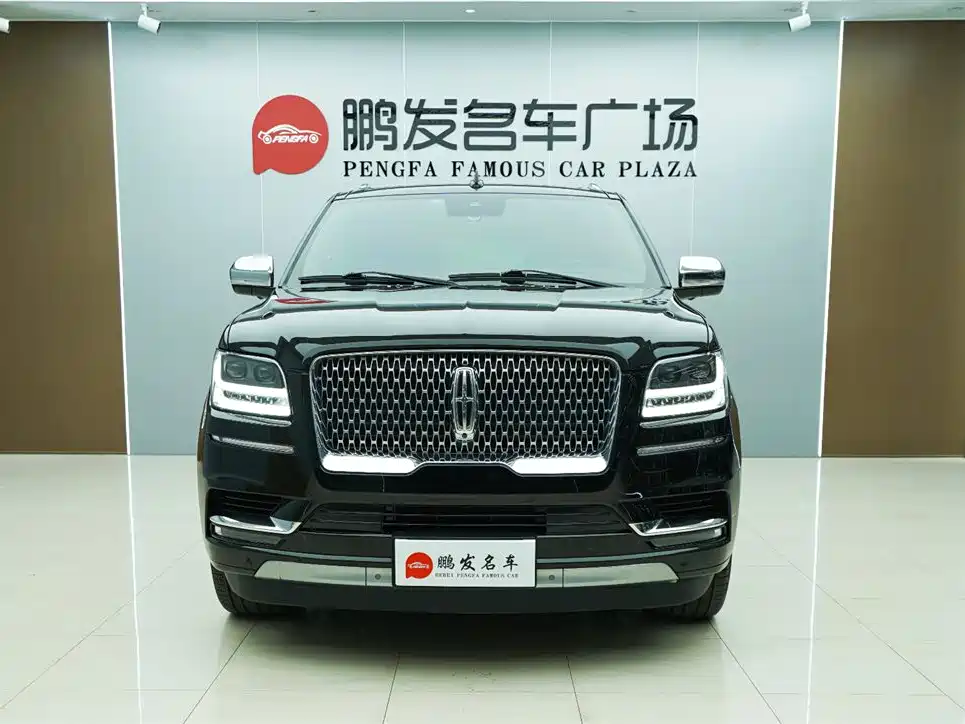 Lincoln Navigator