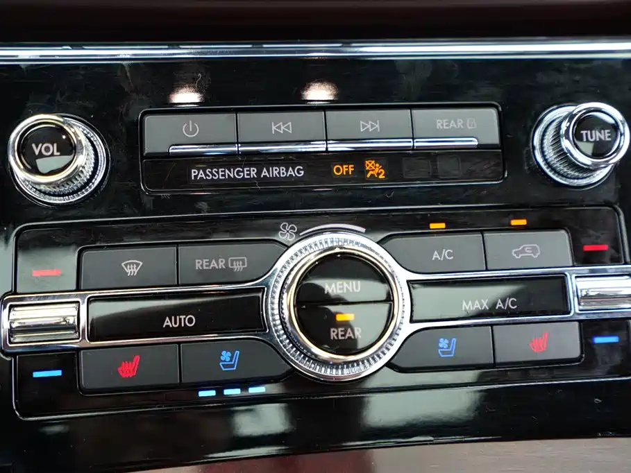 Lincoln Navigator