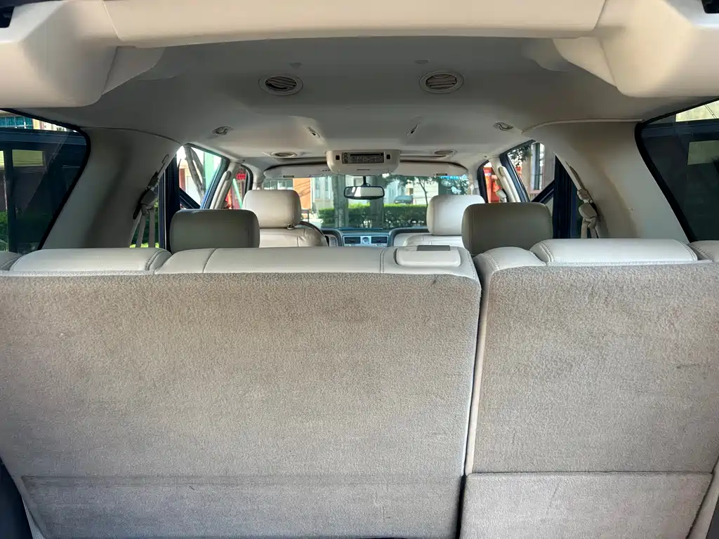 Lincoln Navigator