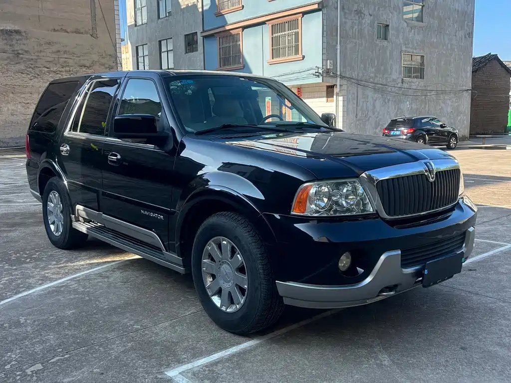 Lincoln Navigator