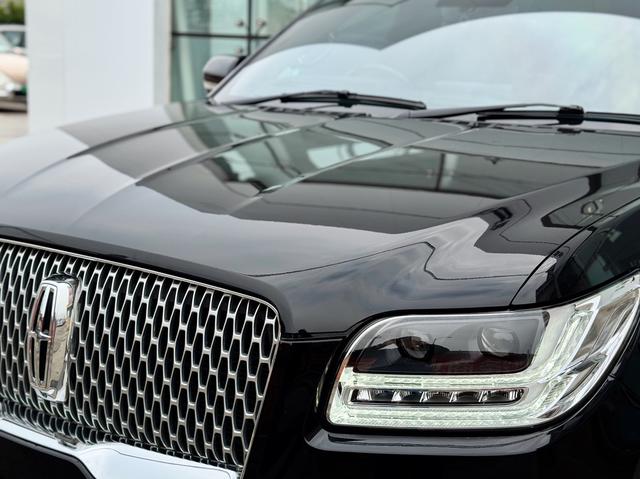 Lincoln Navigator