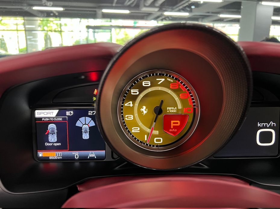 Ferrari F8