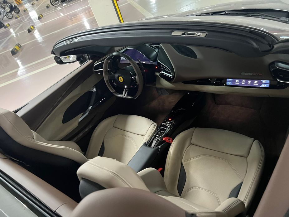 Ferrari 296