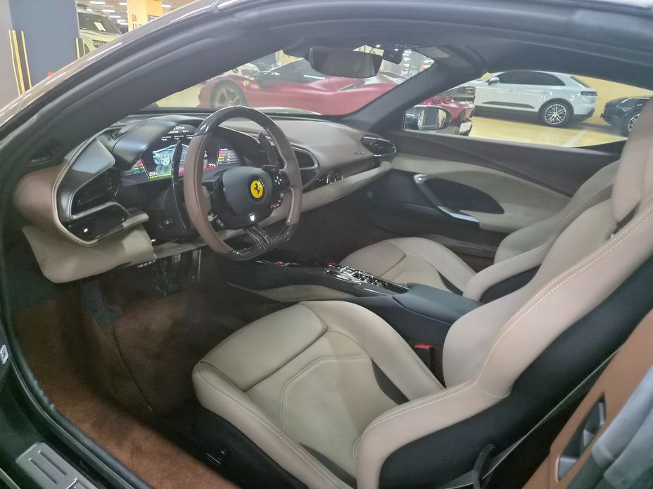 Ferrari 296