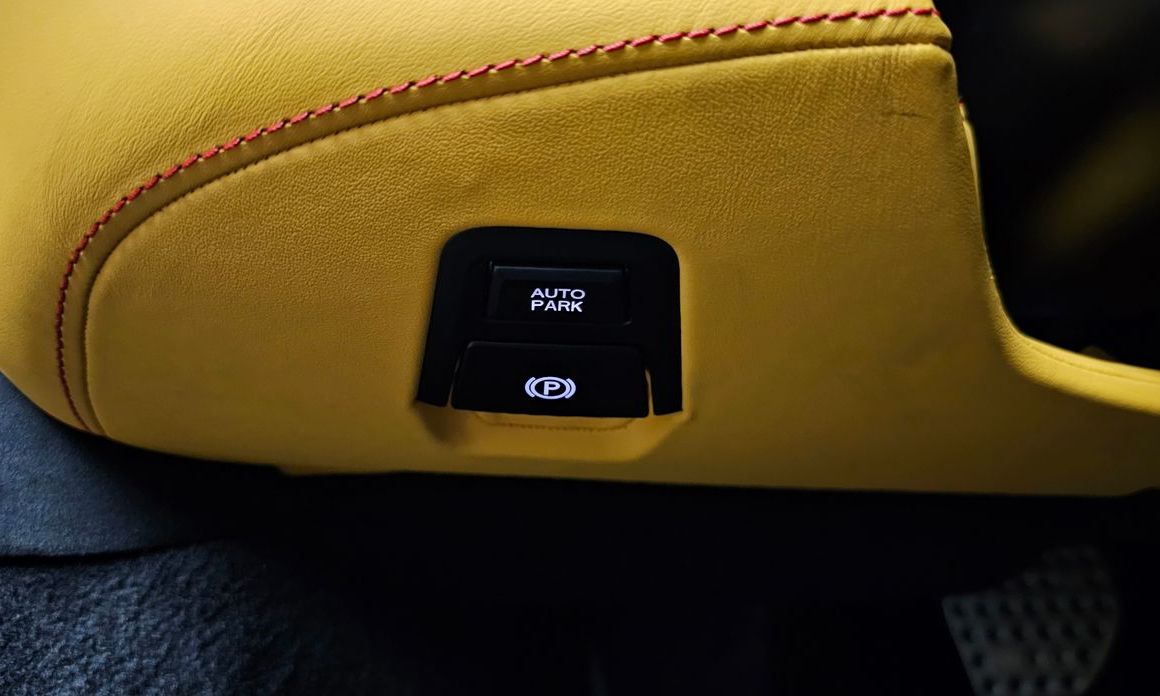 Ferrari 296