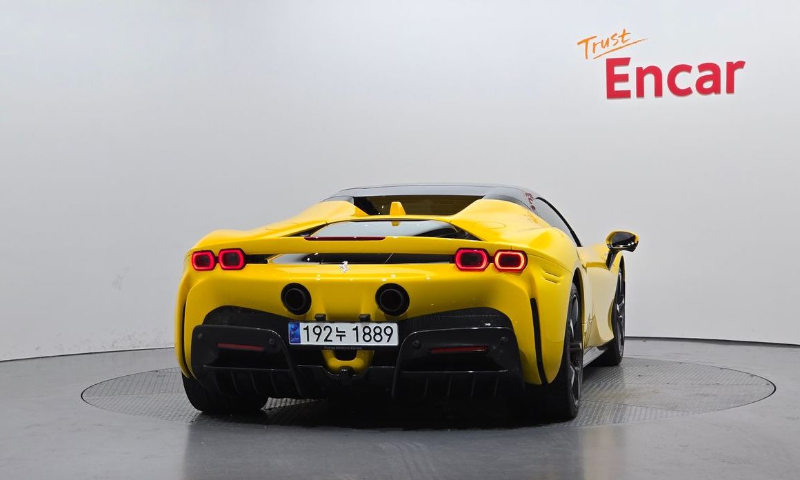 Ferrari SF90