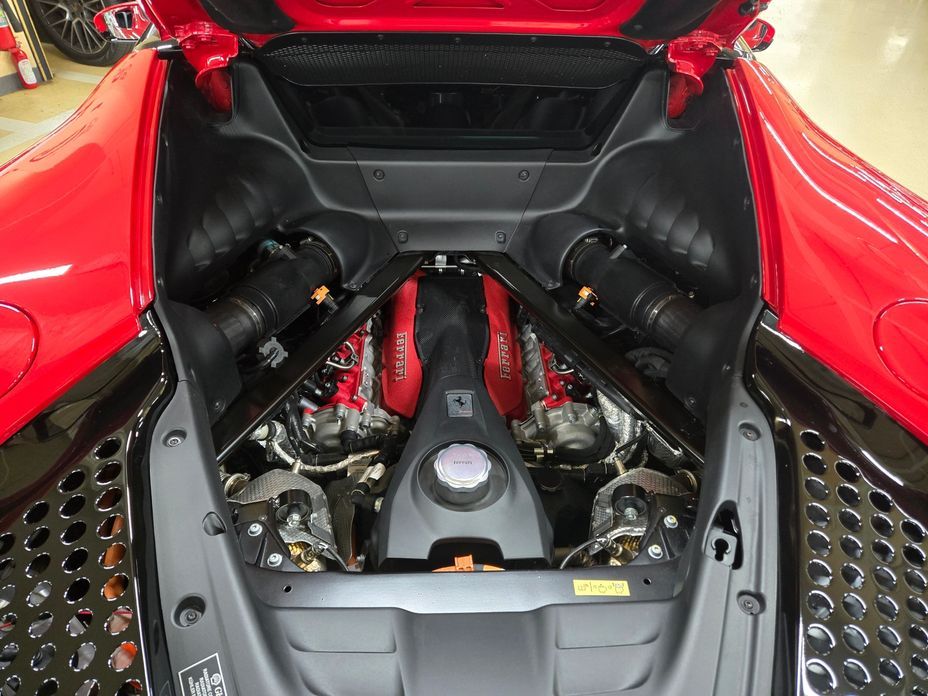 Ferrari SF90
