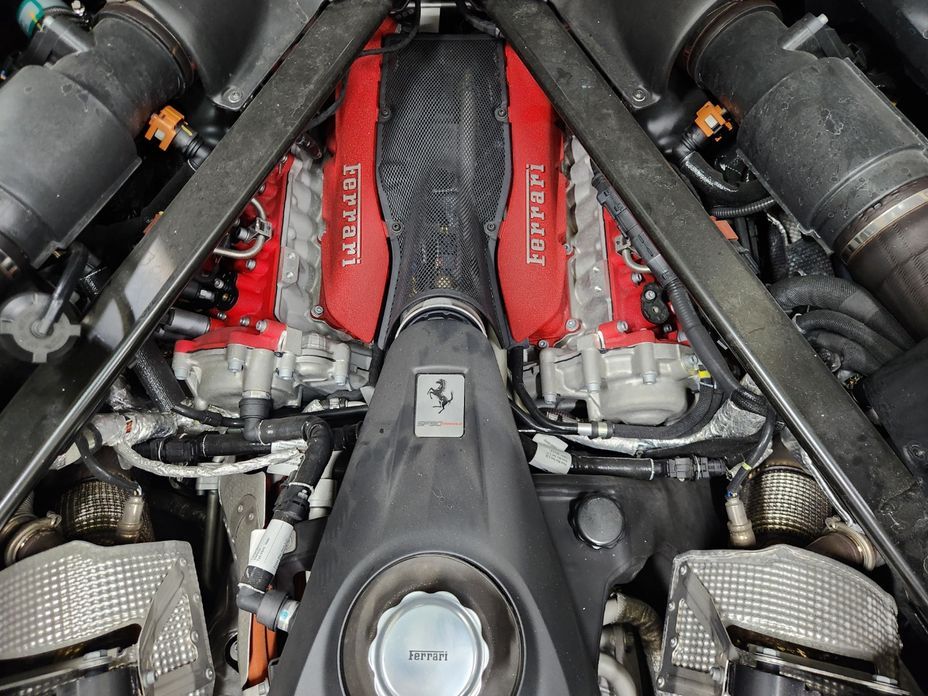 Ferrari SF90