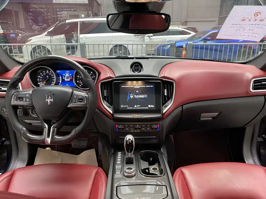 Maserati Ghibli