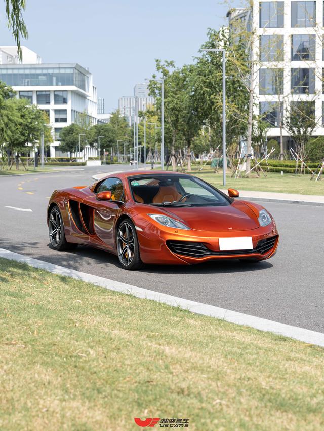 McLaren McLaren 12C