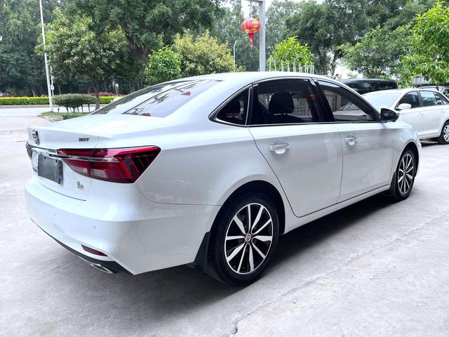Roewe 荣威i6经典