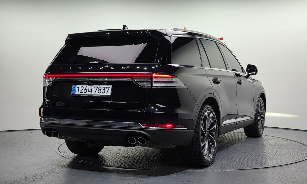 Lincoln Aviator
