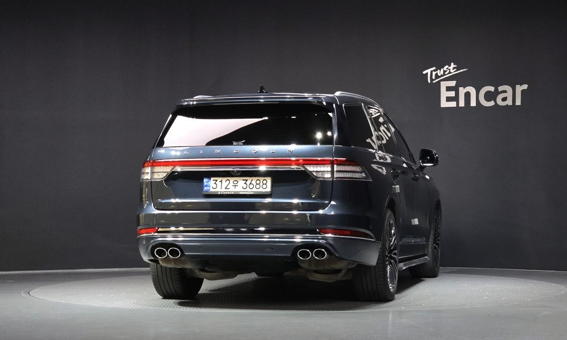 Lincoln Aviator