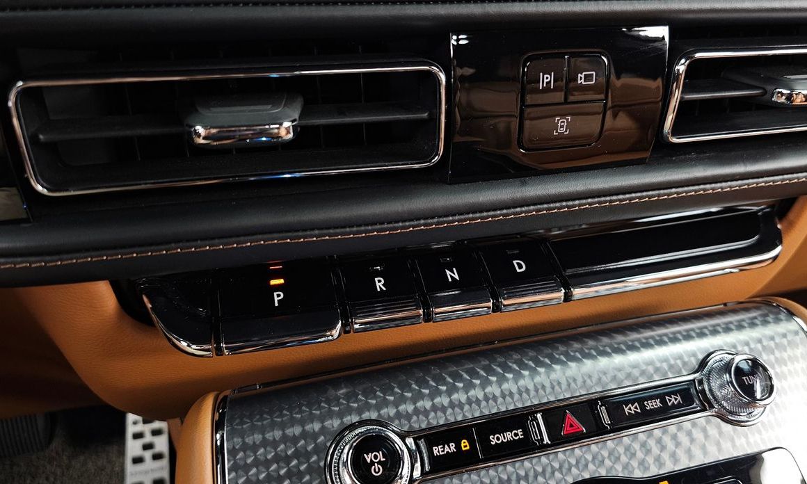 Lincoln Aviator