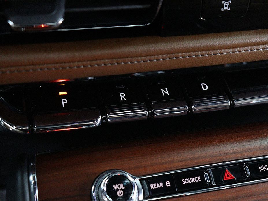 Lincoln Aviator