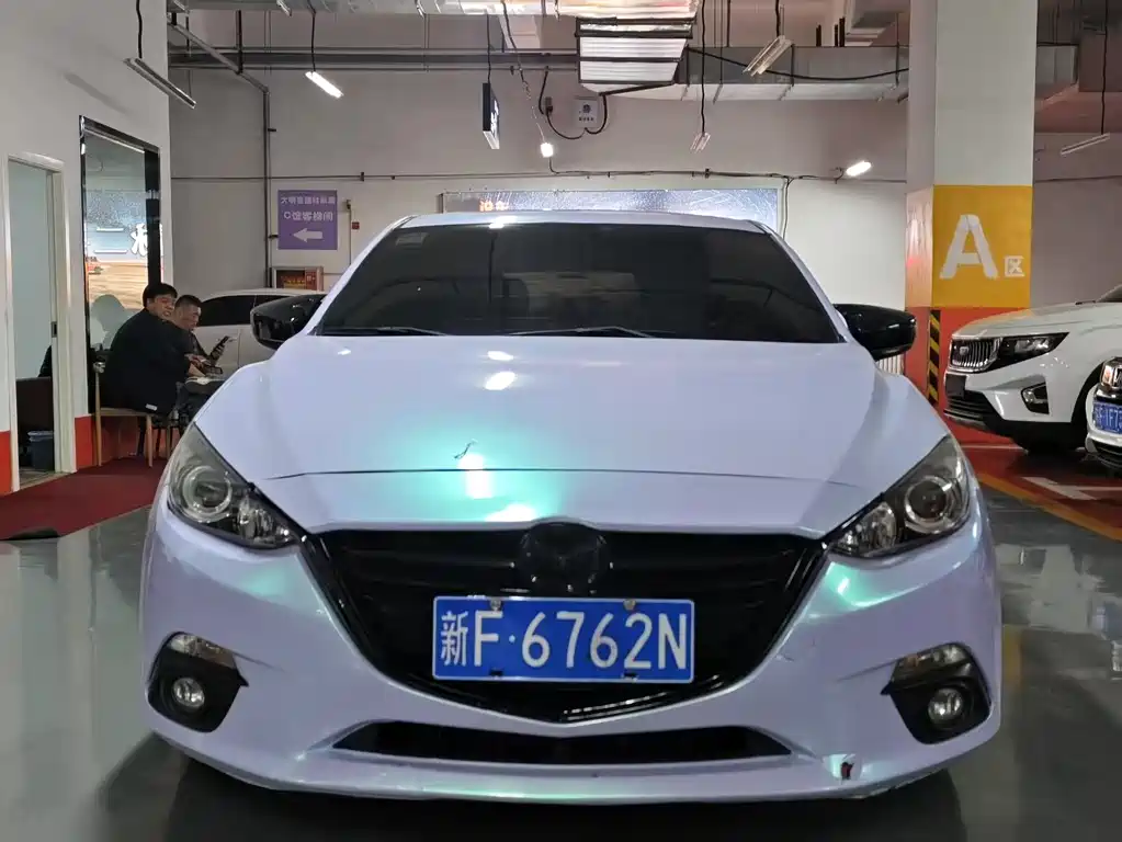 Mazda 3 Axela