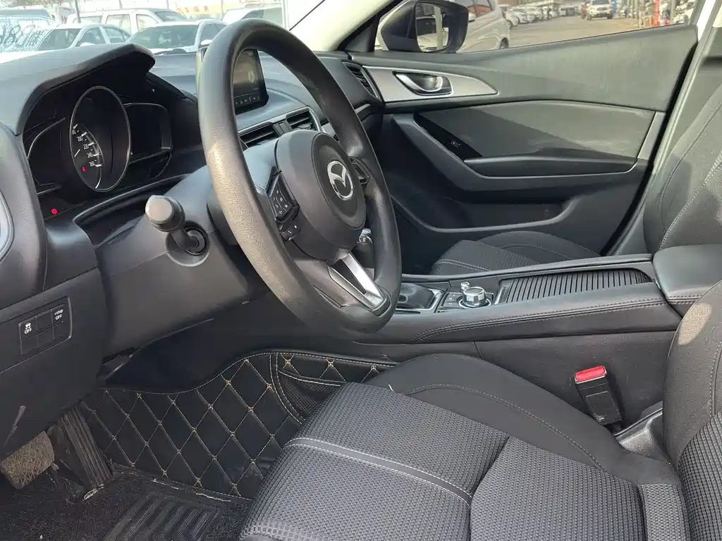 Mazda 3 Axela
