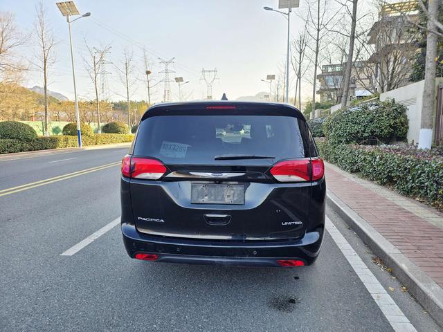 Chrysler Grand Voyager (Import)