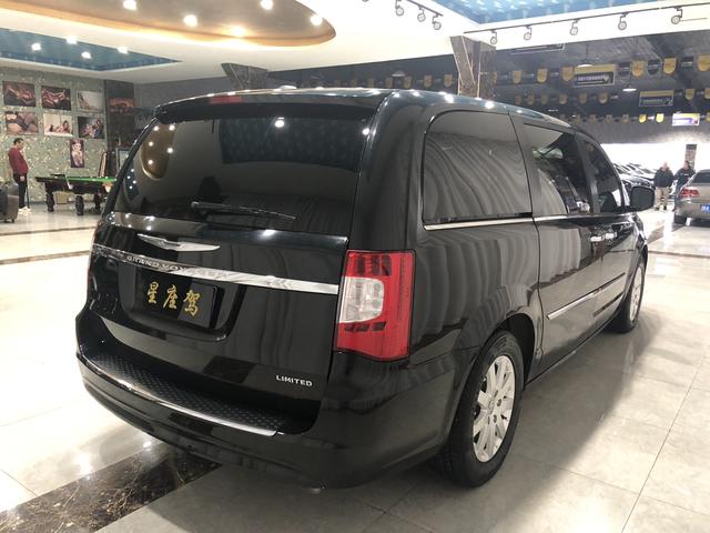 Chrysler Grand Voyager (Import)