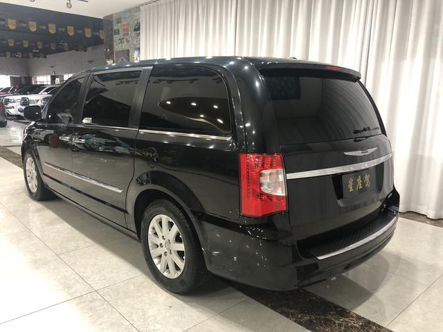 Chrysler Grand Voyager (Import)