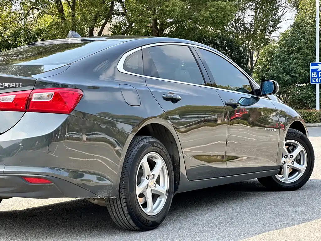 Chevrolet Malibu XL
