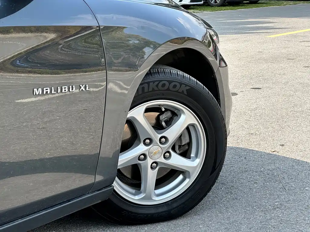 Chevrolet Malibu XL