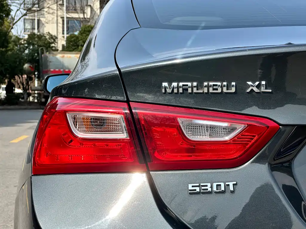 Chevrolet Malibu XL