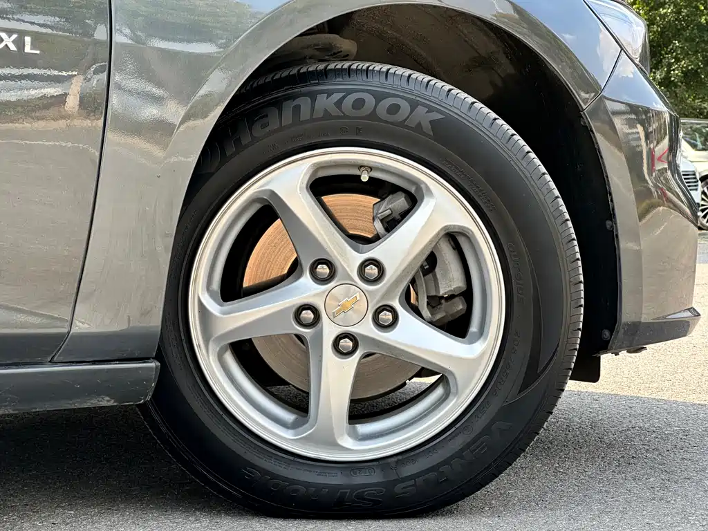 Chevrolet Malibu XL