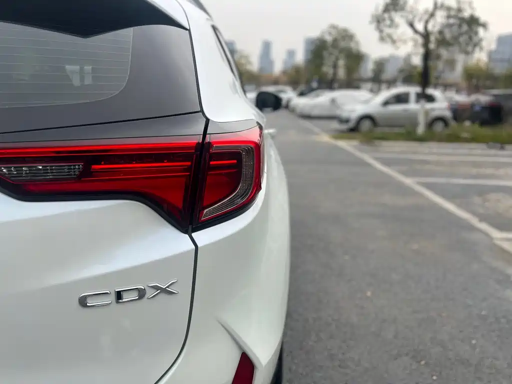 Acura CDX