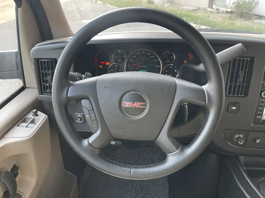 GMC Savana