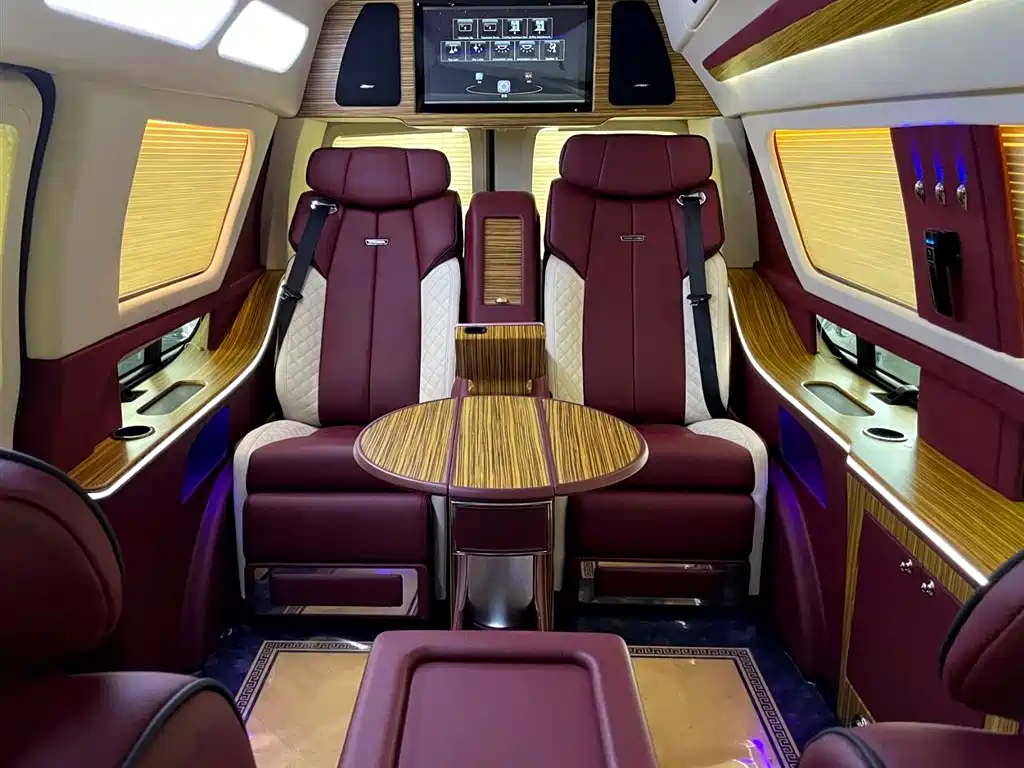 GMC Savana