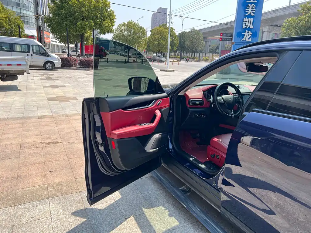 Maserati Levante