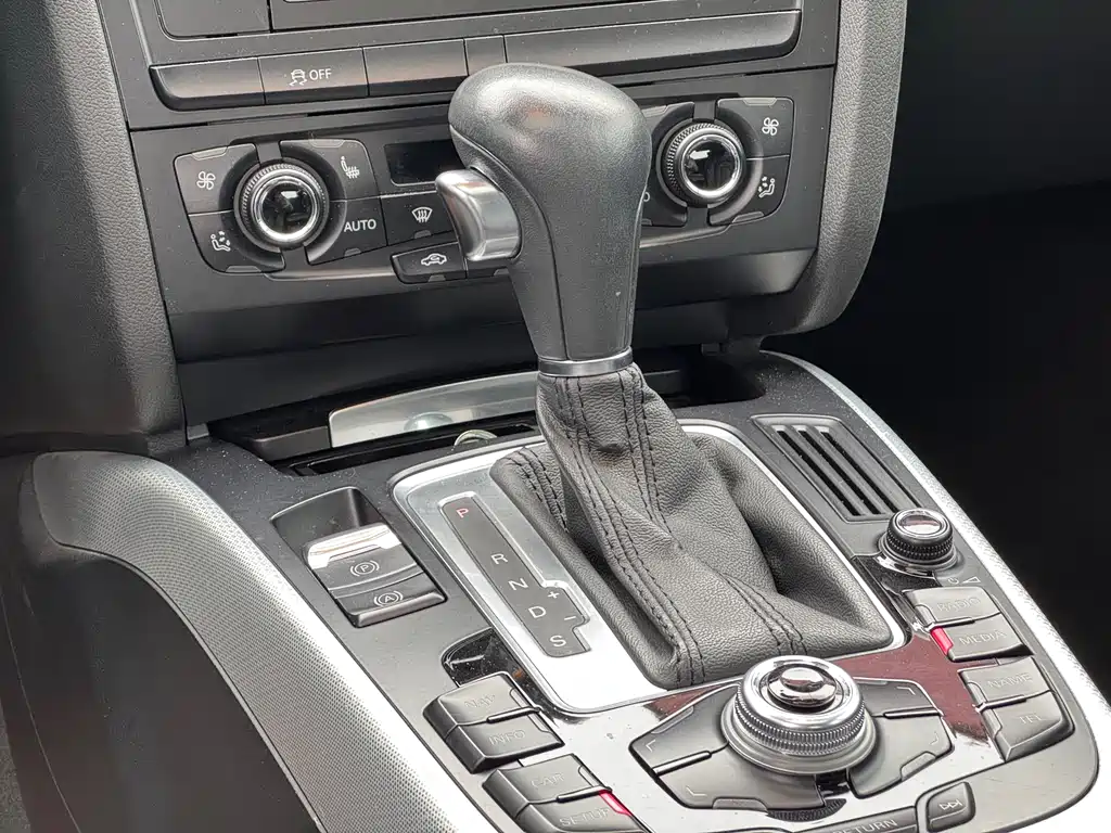 Audi A5 (Import)