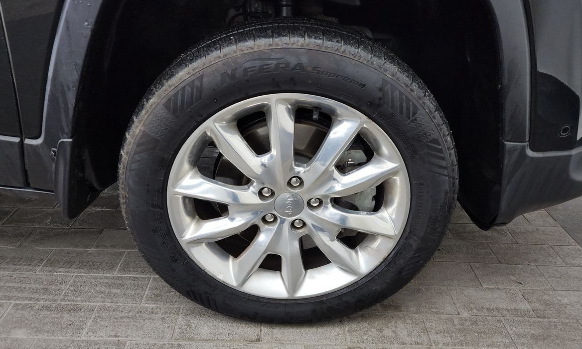 Jeep Cherokee