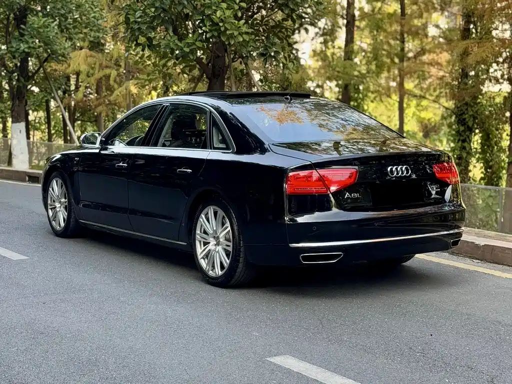 Audi A8
