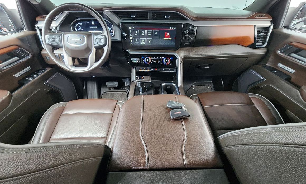 GMC Sierra
