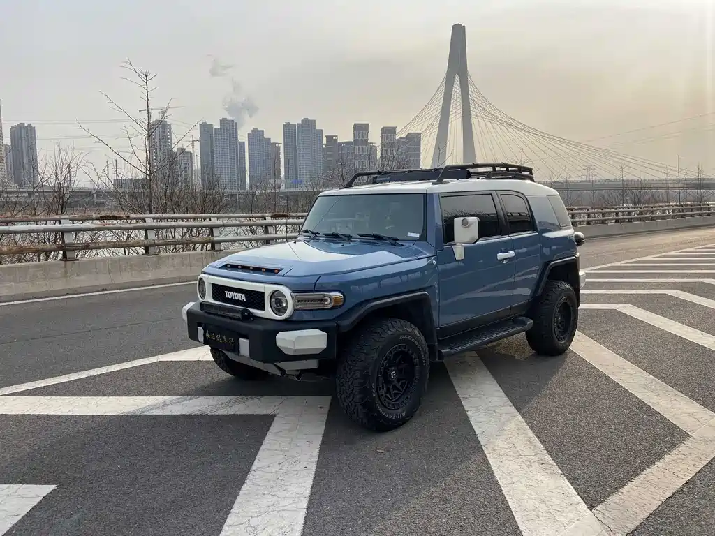 Toyota FJ Cruiser