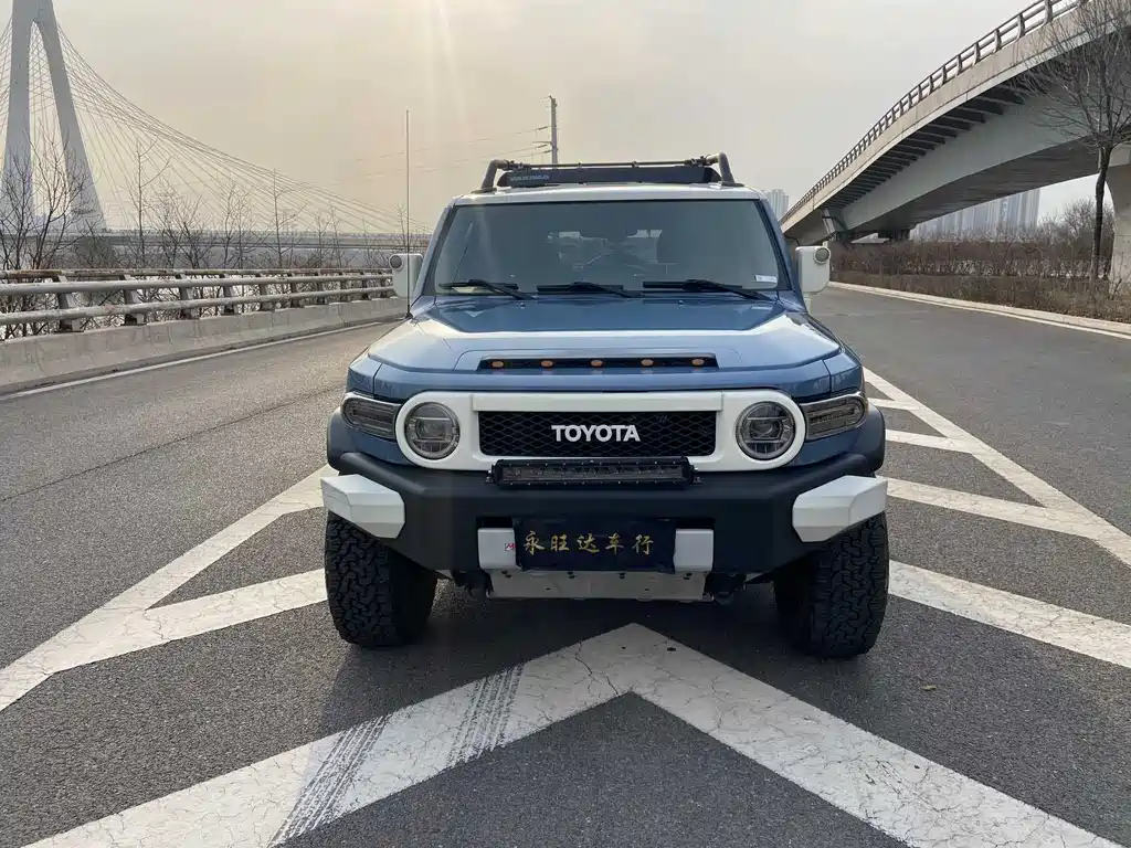 Toyota FJ Cruiser
