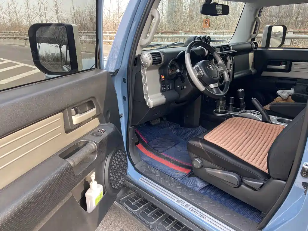 Toyota FJ Cruiser