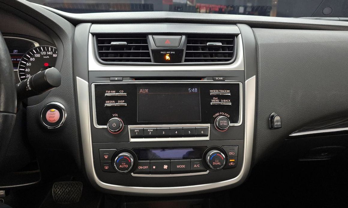 Nissan Altima