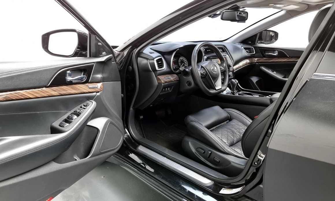 Nissan Maxima