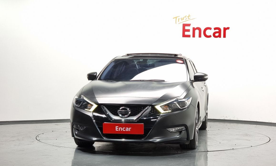 Nissan Maxima