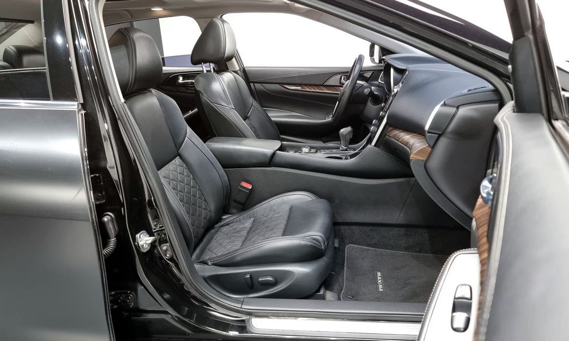 Nissan Maxima