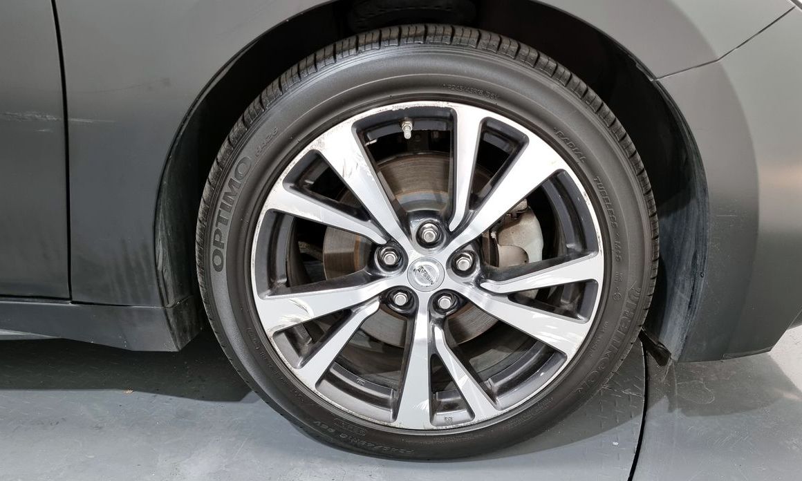 Nissan Maxima
