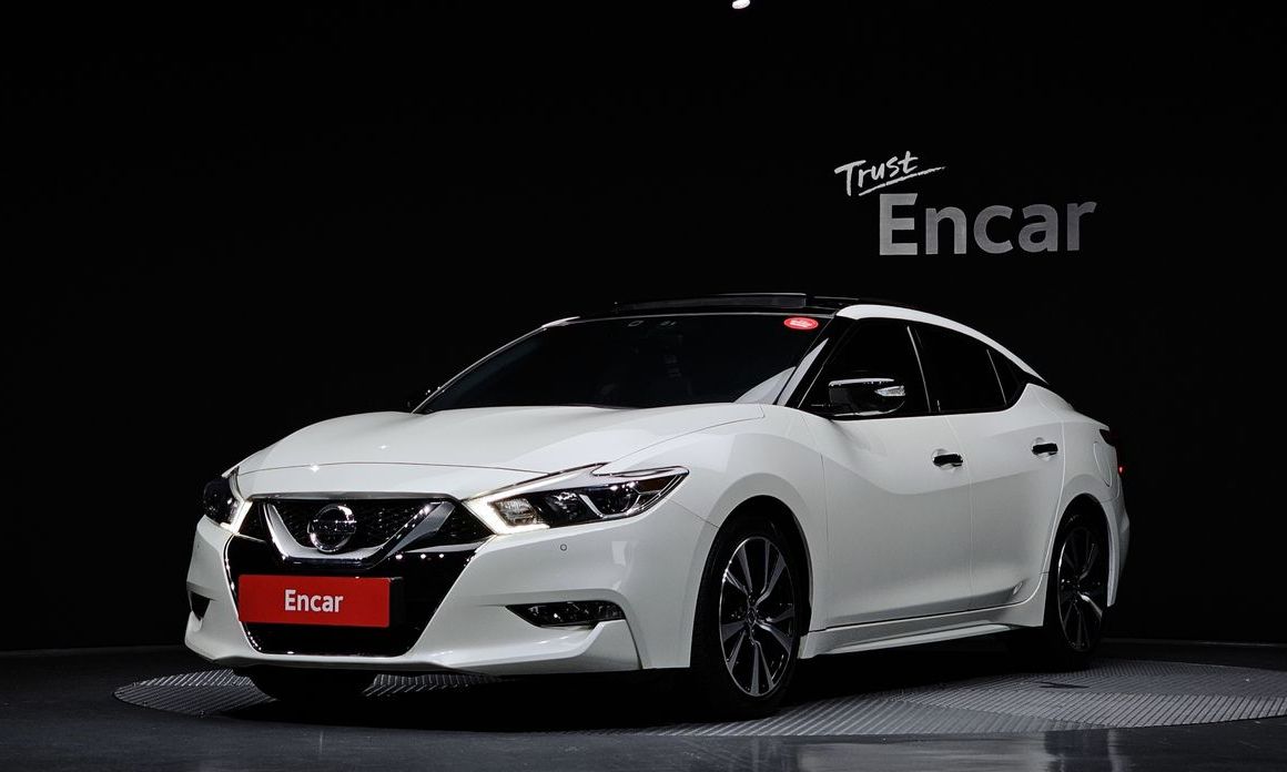 Nissan Maxima