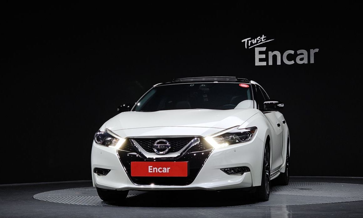 Nissan Maxima