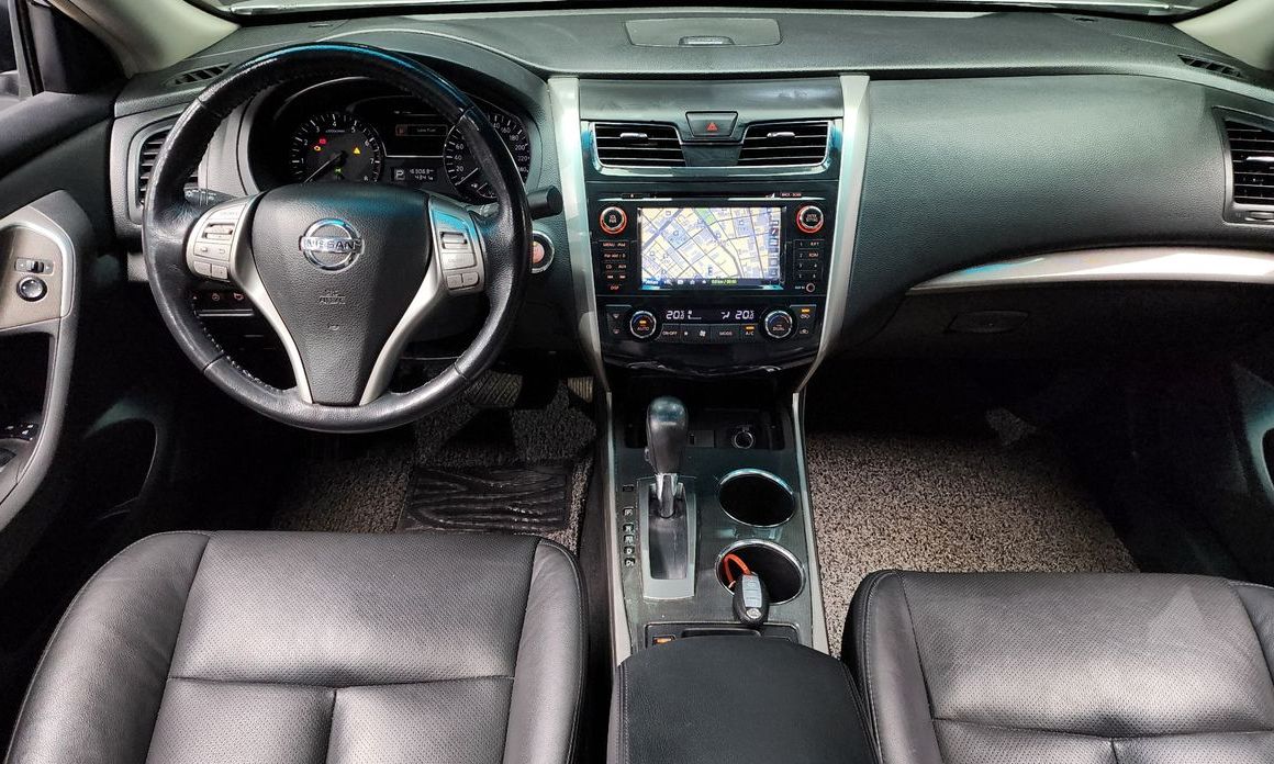 Nissan Altima