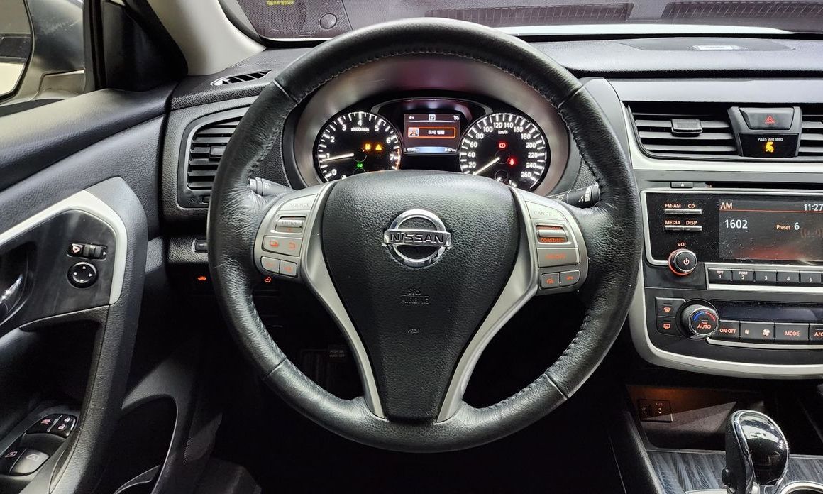 Nissan Altima