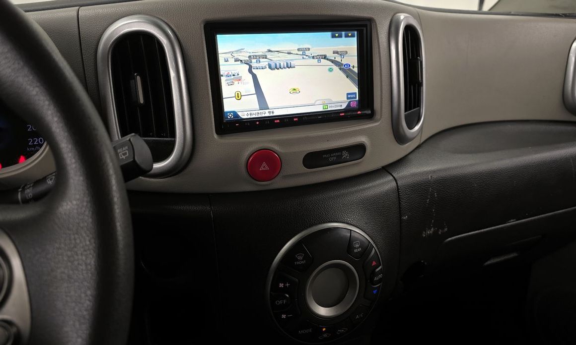 Nissan Cube
